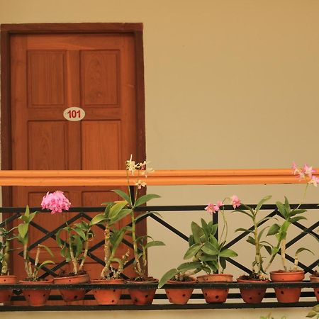Golden Lotus Inle Hotel Nyaung Shwe Εξωτερικό φωτογραφία