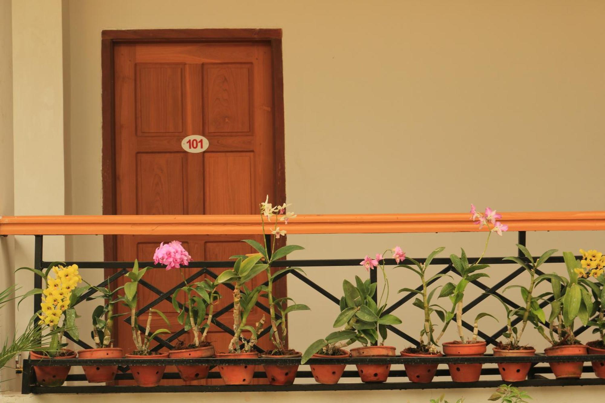 Golden Lotus Inle Hotel Nyaung Shwe Εξωτερικό φωτογραφία