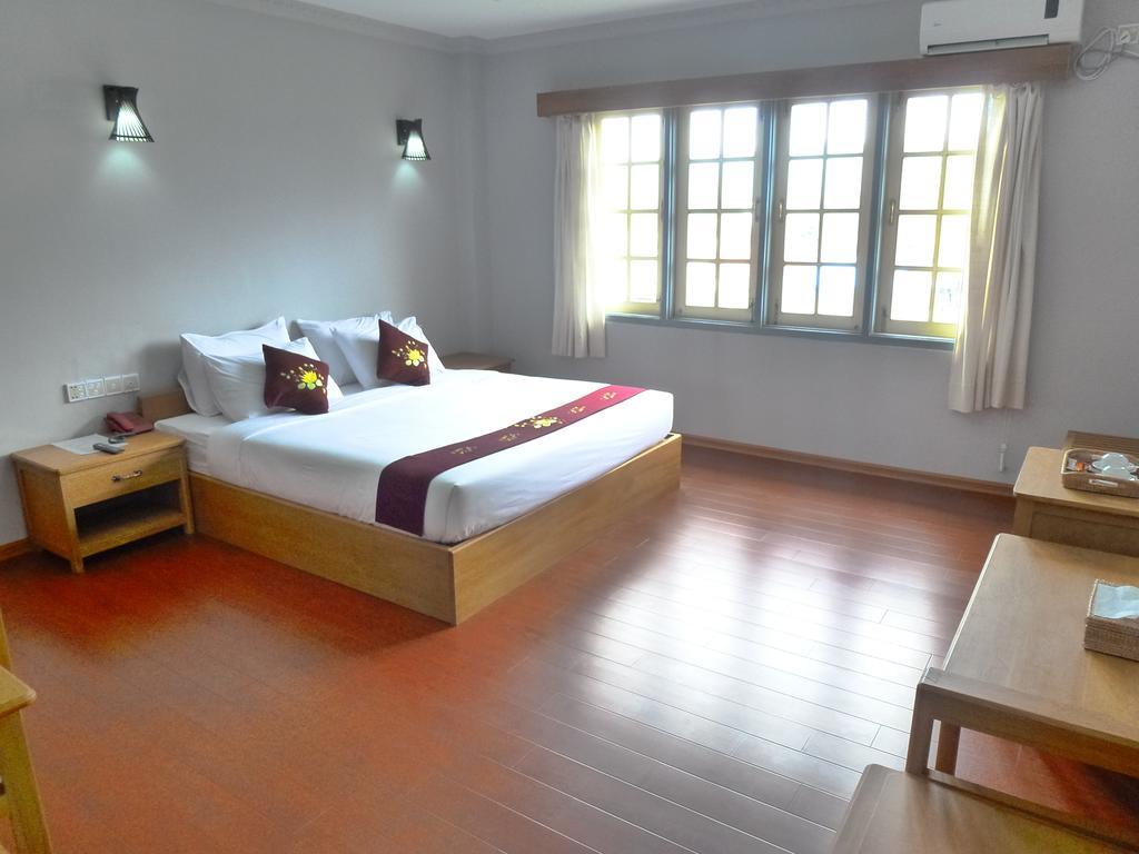 Golden Lotus Inle Hotel Nyaung Shwe Δωμάτιο φωτογραφία